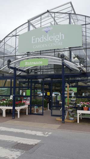24 Endsleigh Garden Centre Gif GARDEN DECORATION