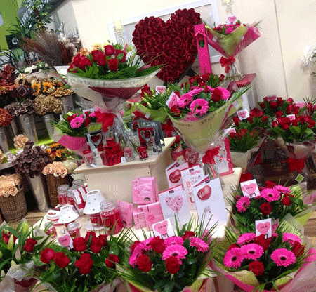 Simpsons Garden Centre: Happy Valentines Day! There's still plenty time to pick up a beautiful gift, card or stunning bouquet 