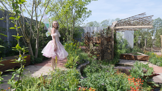 Blue Diamond Bridgmere Garden Opening GTN090525 037.jpg