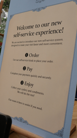 Blue Diamond Bridgmere Garden Opening GTN090525 154.jpg