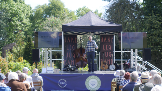 Blue Diamond Bridgmere Garden Opening GTN090525 041.jpg