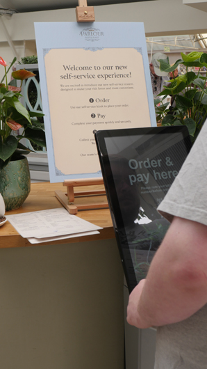 Blue Diamond Bridgmere Garden Opening GTN090525 153.jpg