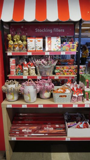 Dobbies Peterborough Christmas 2026 GTN151026 019.jpg