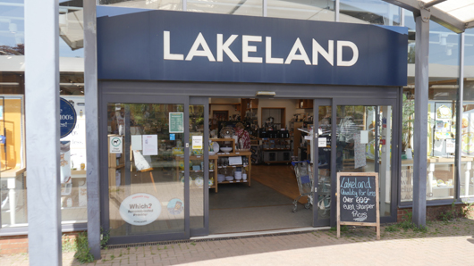 Blue Diamond Bridgmere Garden Opening GTN090525 162.jpg