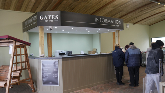 Gates at Woodlands GTN150325 006.jpg