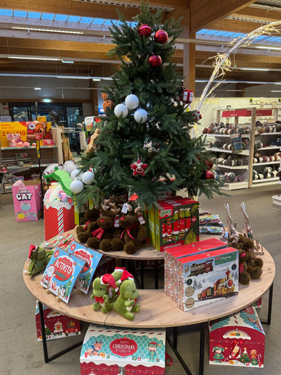 Dobbies Peterborough Christmas 2026 GTN151026 061.jpg