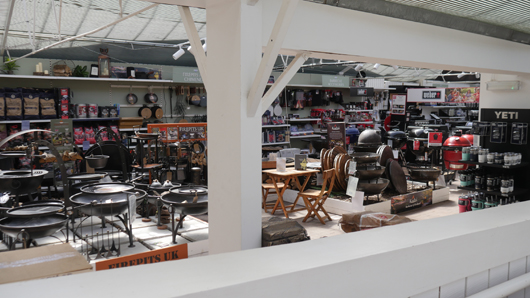 Blue Diamond Bridgmere Garden Opening GTN090525 135.jpg