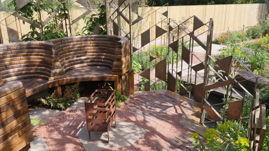 Blue Diamond Bridgmere Garden Opening GTN090525 027.jpg